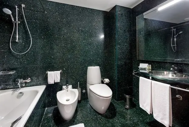 Standard Tek Büyük veya İki Ayrı Yataklı Oda, 1 Yatak Odası