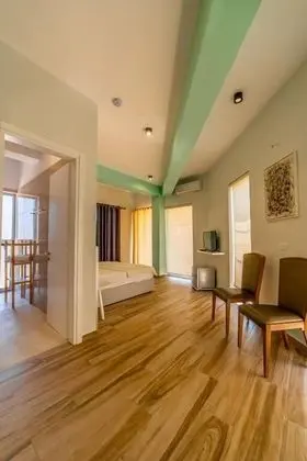 Tek Büyük Yataklı Oda, Balkon