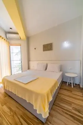 Tek Büyük Yataklı Oda, Balkon, Deniz Manzaralı