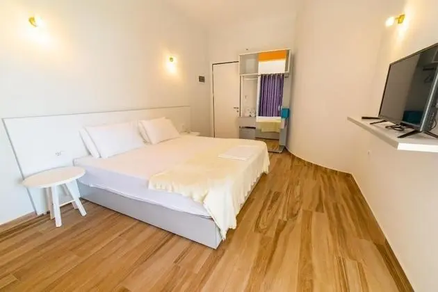 Tek Büyük Yataklı Oda, Balkon, Deniz Manzaralı