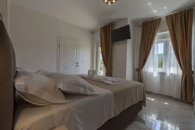Villa, Kişiye Özel Havuzlu