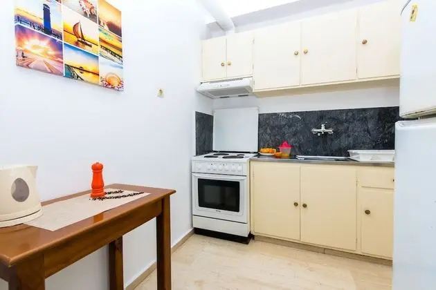 Basic Apart Daire, 1 Yatak Odası, Denize Sıfır