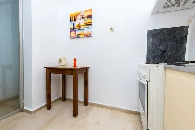 Basic Apart Daire, 1 Yatak Odası, Denize Sıfır