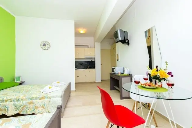 Basic Stüdyo, Birden Çok Yatak, Deniz Manzaralı