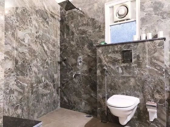 Lake Facing AC Suite