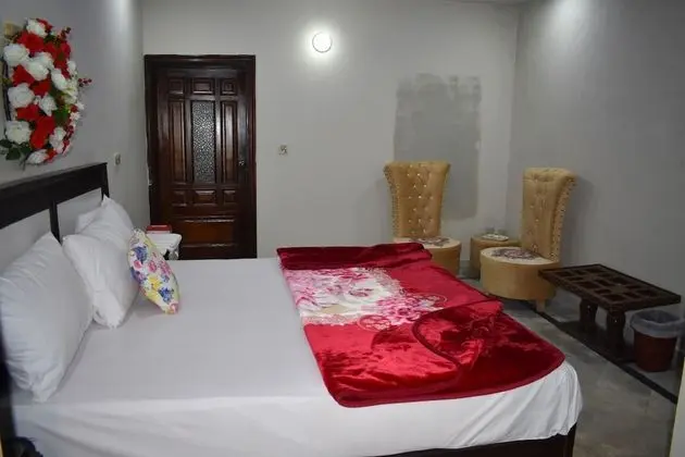 Tek Büyük Yataklı Oda