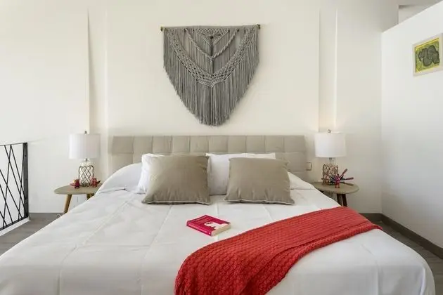 Çatı Katı (Loft), Havuz Manzaralı