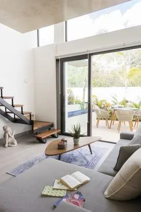 Çatı Katı (Loft), Havuz Manzaralı