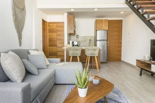 Çatı Katı (Loft), Havuz Manzaralı