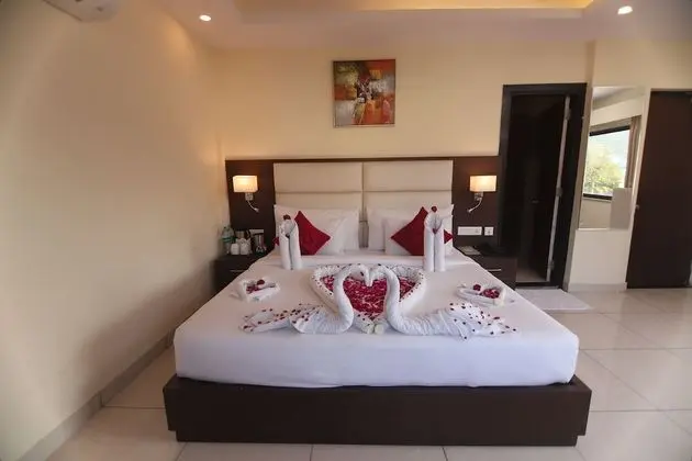 Honeymoon Süit, 1 En Büyük (King) Boy Yatak, Nehir Manzaralı