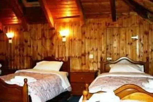 Superior Tek Büyük veya İki Ayrı Yataklı Oda