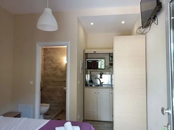 Double Bed Budget Studio