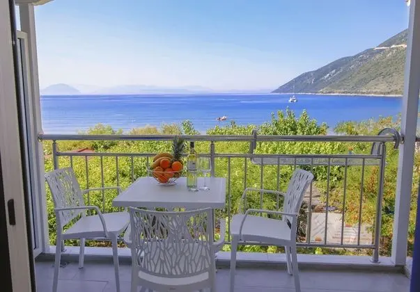 Stüdyo, Deniz Manzaralı