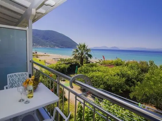Stüdyo, Deniz Manzaralı