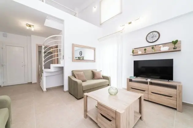 Çatı Katı (Loft)