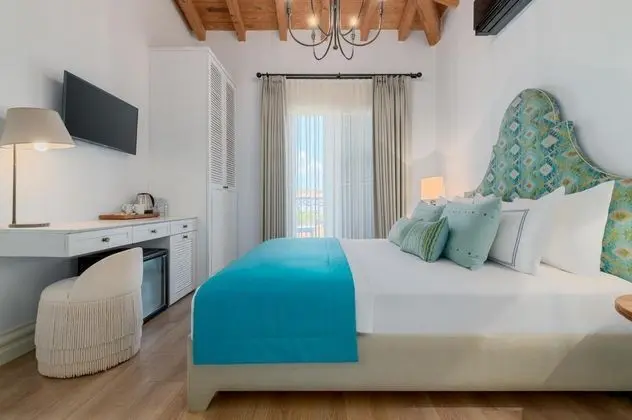 Standart Oda, Havuz ve Bahçe Manzaralı, 1. Kat