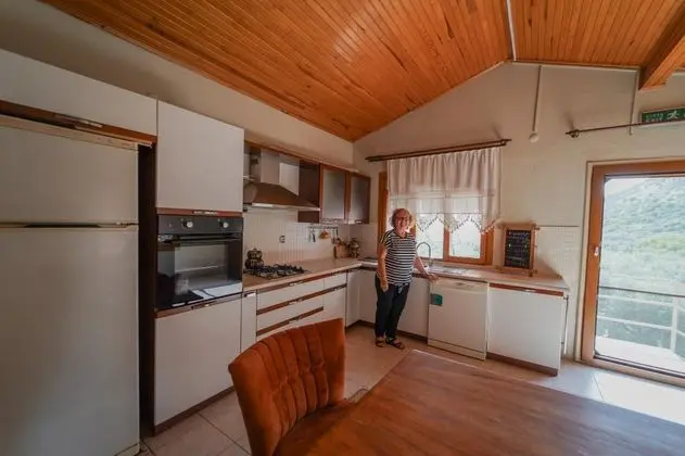 Venüs, Kale Manzaralı, Teraslı