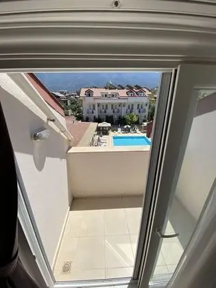 Standard İki Ayrı Yataklı Oda (Çatı Katı)