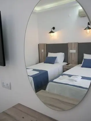 Standard İki Ayrı Yataklı Oda, Havuz Manzaralı