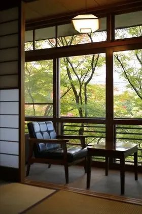 Traditional Oda, Sigara İçilmez (JPN-Style w/ Garden View, Shared Bath)