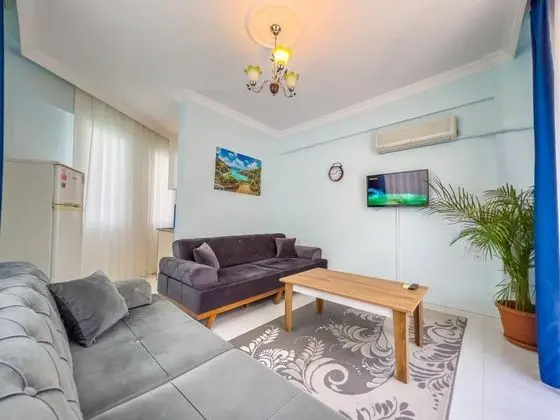 1+1 Daire ( 101 ), Havuz Manzaralı, Balkonlu