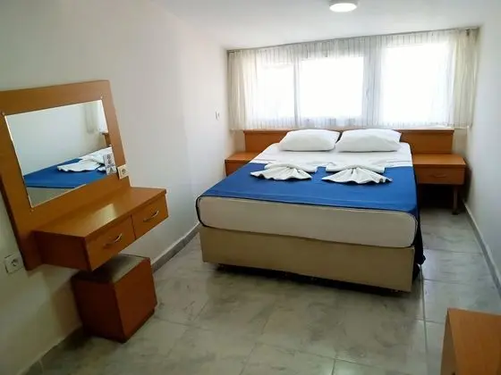 Çatı Katı Oda, Bahçe Manzaralı