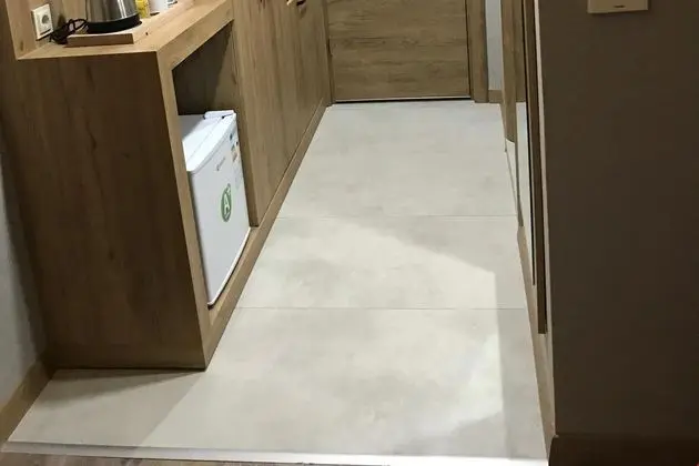 Standart Oda - Kara Manzaralı Çift Kişilik Oda