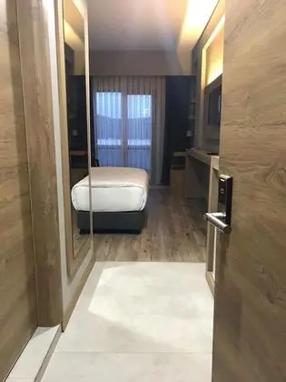 Tek Büyük Yataklı Oda, Göl Manzaralı