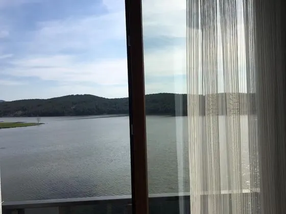 Tek Kişilik Oda, Göl Manzaralı