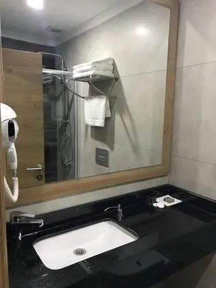 Tek Kişilik Oda, Göl Manzaralı
