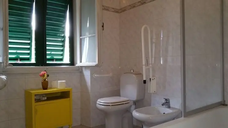 Tek Büyük veya İki Ayrı Yataklı Oda, Özel Banyo