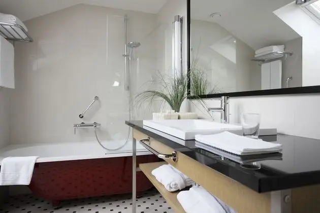 Two Storey Suite