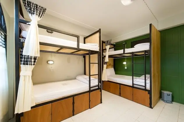 6 Bed Female Dormitory