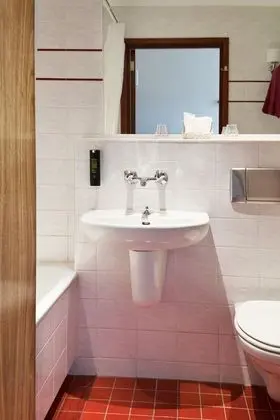 Standard Tek Büyük veya İki Ayrı Yataklı Oda
