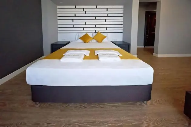 Deluxe Triple Room,deniz Ve Havuz Manzaralı