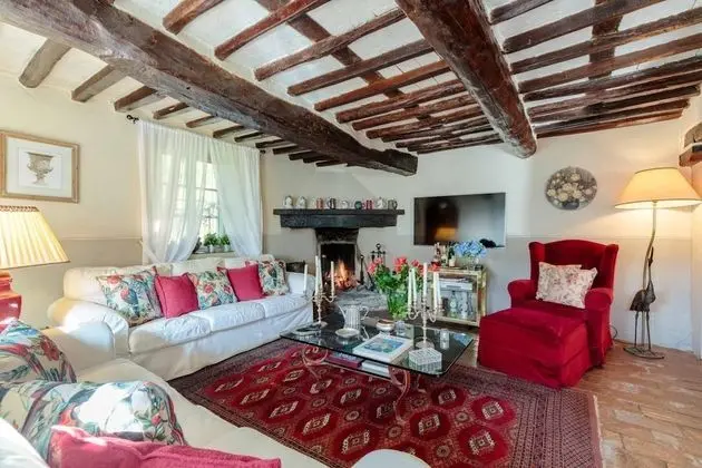 Villa, Sigara İçilebilir