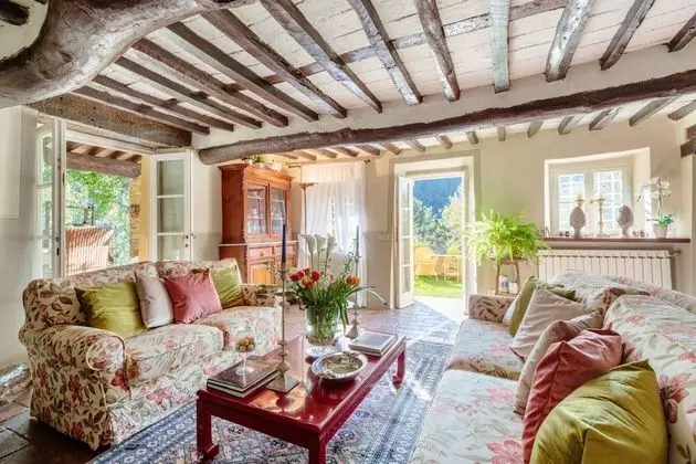 Villa, Sigara İçilebilir