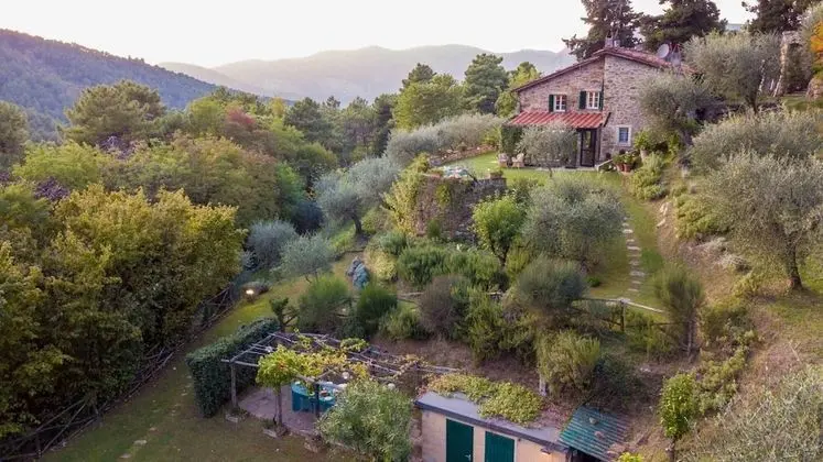 Villa, Sigara İçilebilir