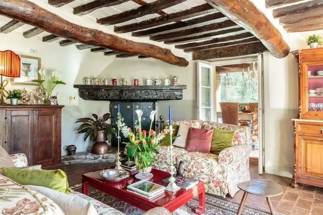 Villa, Sigara İçilebilir