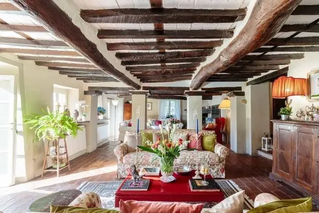 Villa, Sigara İçilebilir
