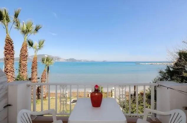 Stüdyo, Deniz Manzaralı
