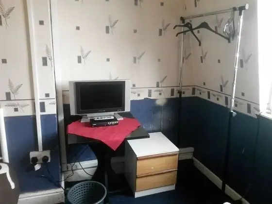 Üç Kişilik Oda