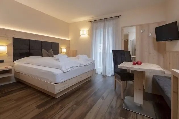 Tek Büyük veya İki Ayrı Yataklı Oda