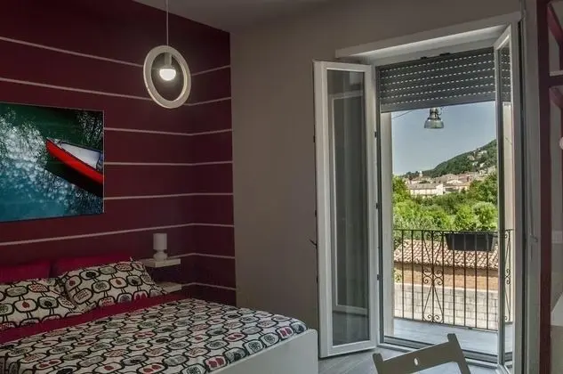 Tek Büyük Yataklı Oda, Balkon (Rossa)