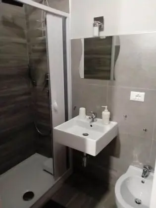 Tek Büyük Yataklı Oda, Balkon (Rossa)