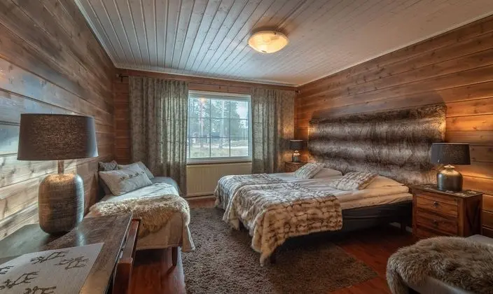 Wilderness room