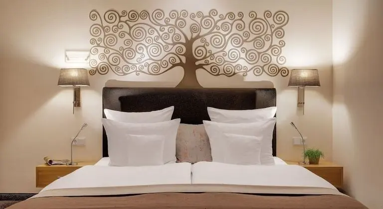 Business Tek Büyük Yataklı Oda