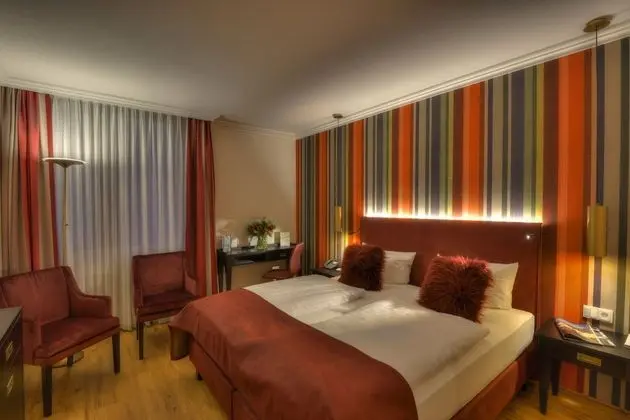 Comfort Tek Büyük Yataklı Oda