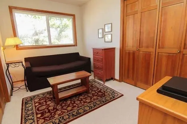 Ev, Birden Çok Yatak (Nelscott Flat)