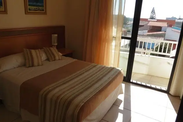 Üç Kişilik Oda, Birden Çok Yatak, Sigara İçilmez, Şehir Manzaralı